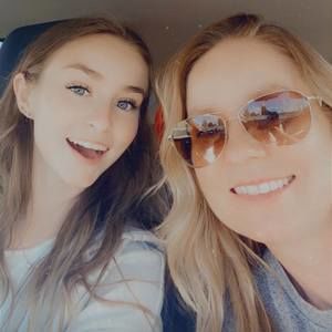 Meet your Posher, Denise